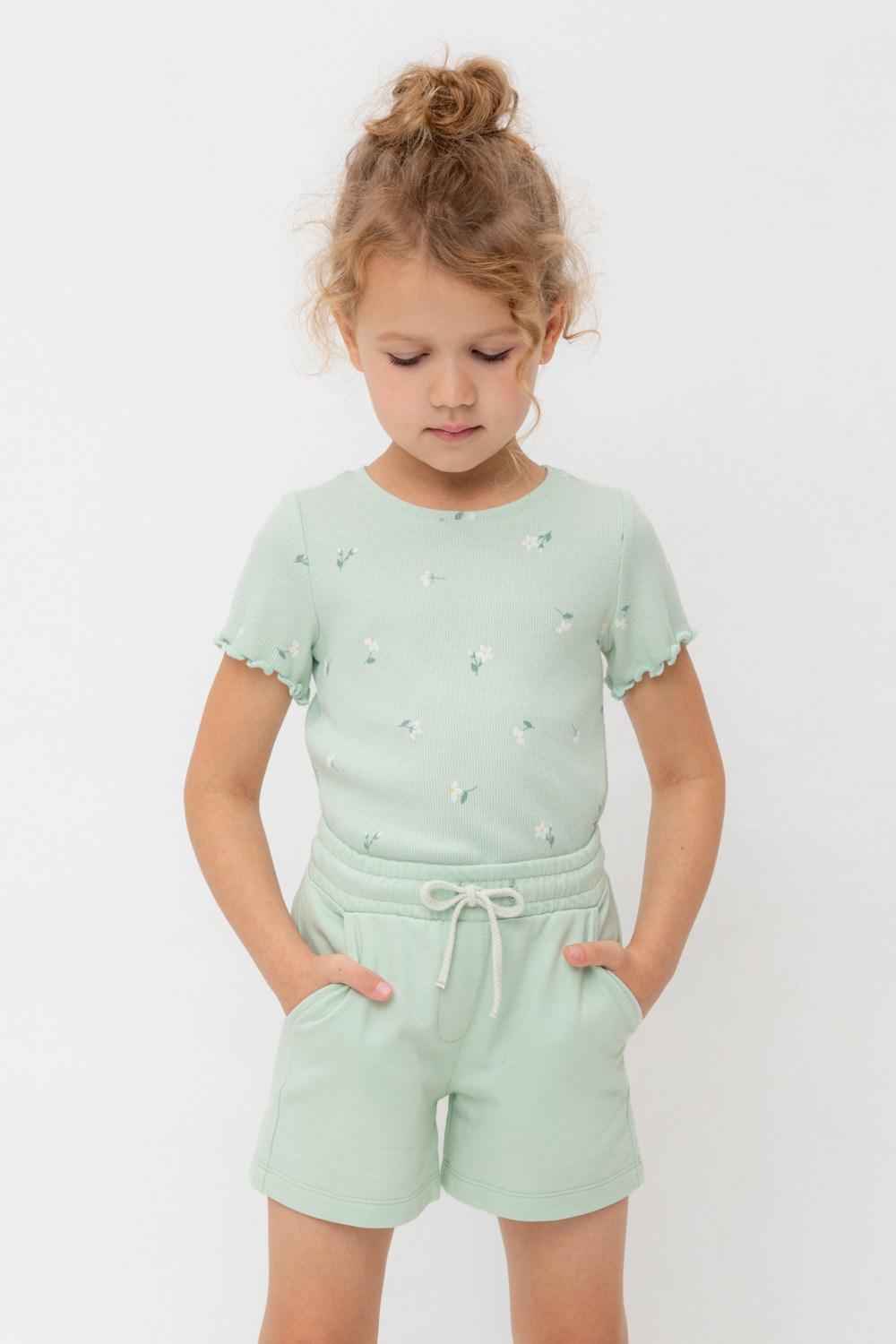 Шорты для девочки, артикул: КР 400417-1, цвет: зеленый