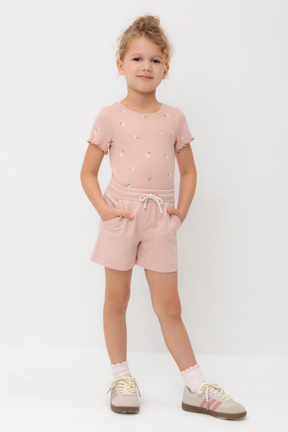 Шорты для девочки, артикул: КР 400417, цвет: розовый